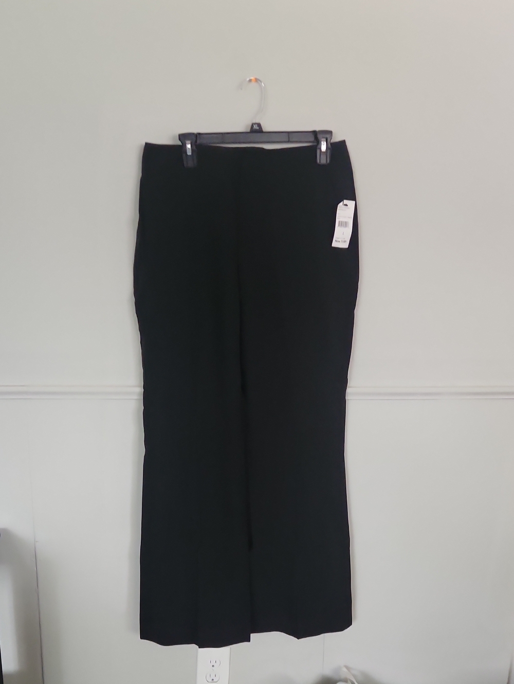 CAbi Black Straight-Leg Women's Pants